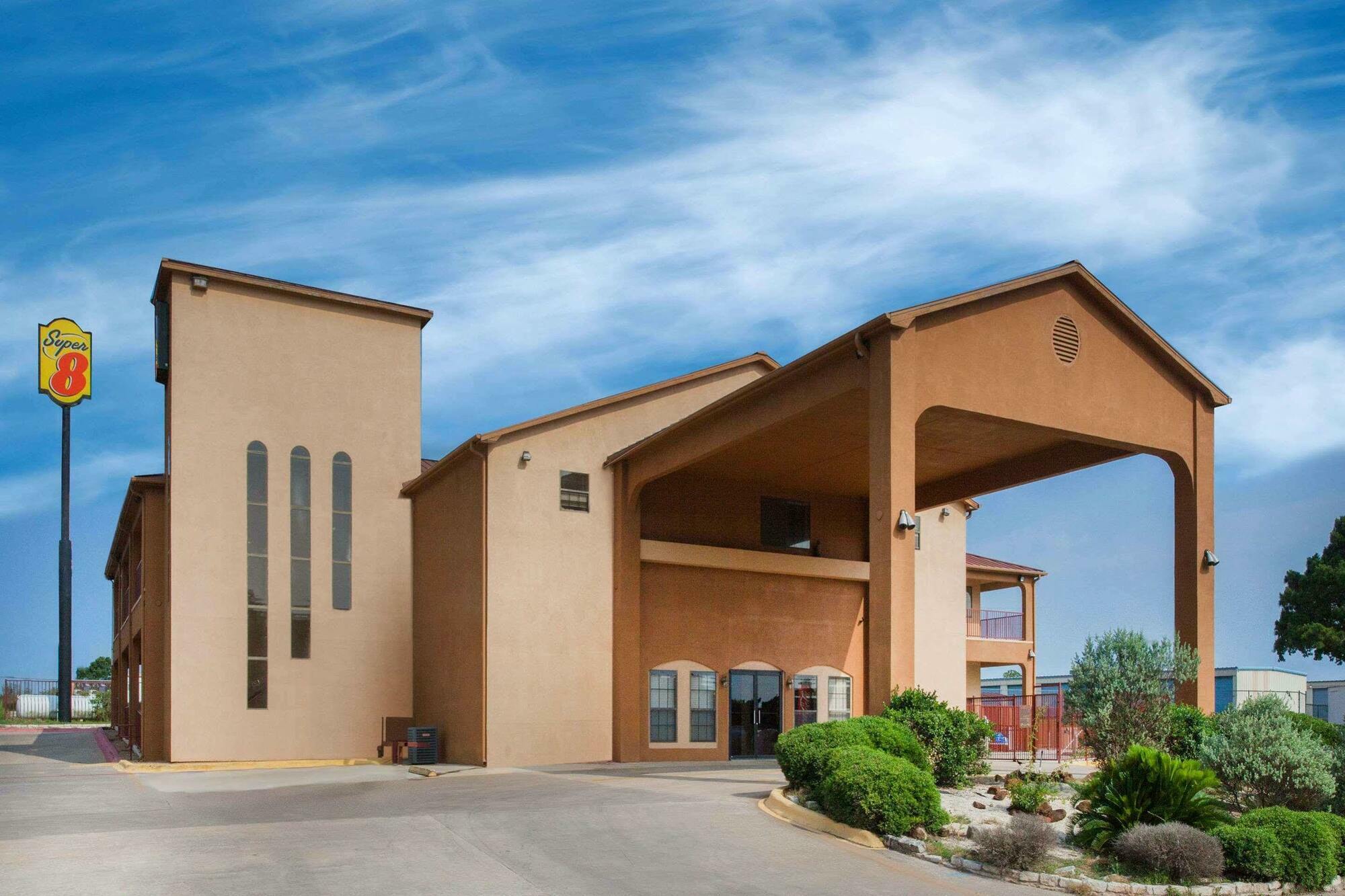 Super 8 By Wyndham Bastrop Tx Motel Exterior photo